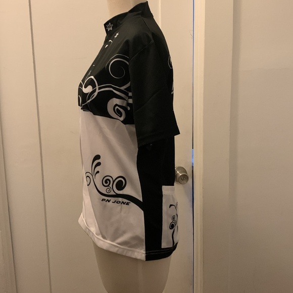 Pn Jones Lanikai White/ Black Cycling Shirt - Picture 2 of 5